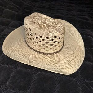Cody James cowboy hat